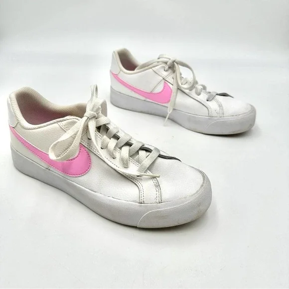 NIKE Women's Tennis Shoes white leather pink swoosh - SIZE 8